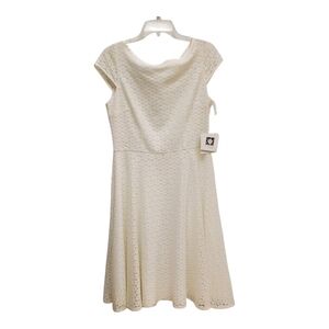 Anne Klein Ivory Lace Sheath Dress Size 8